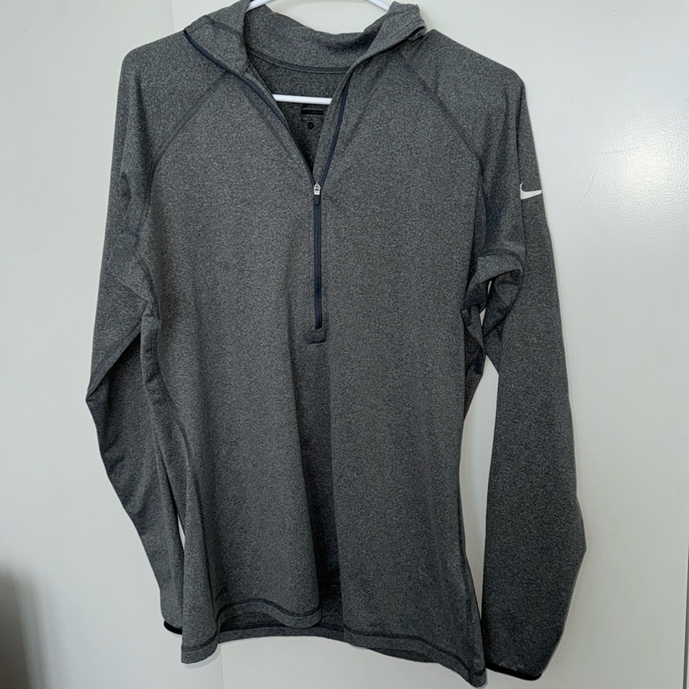 Nike pull over